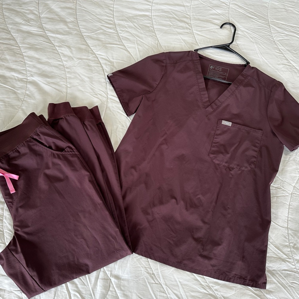 Figs Jogger scrub set Free X Dark Fig